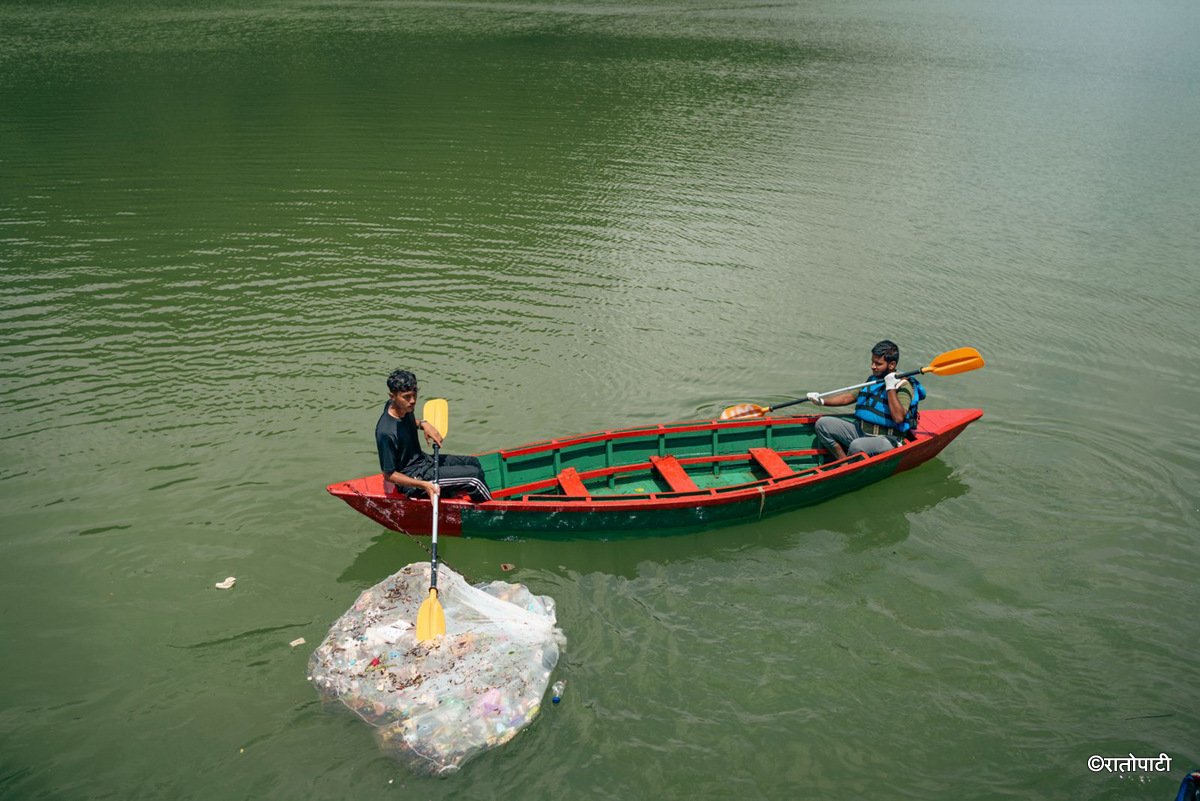 15-Phewa lake waste Managed_Nepal photo library15