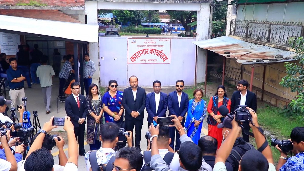 उम्मेदवार आकांक्षीहरुलाई रविको सुझाव– पार्टीको सिस्टमलाई मानेर जाऔँ