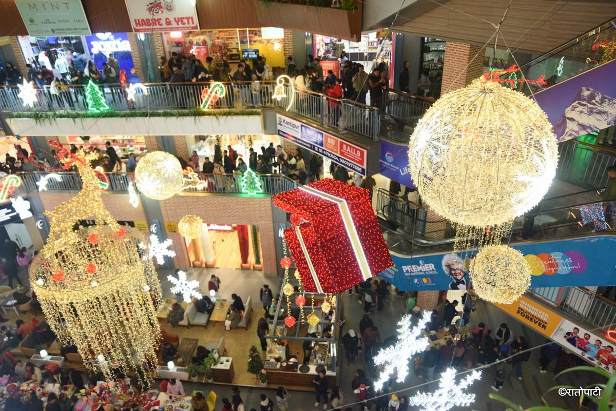 18-Christmans Eve_Nepal Photo Library (11)