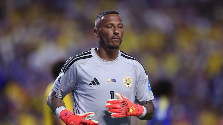 Curacao Goalkeeper Eloy Room Sets New World Cup Record for Saves