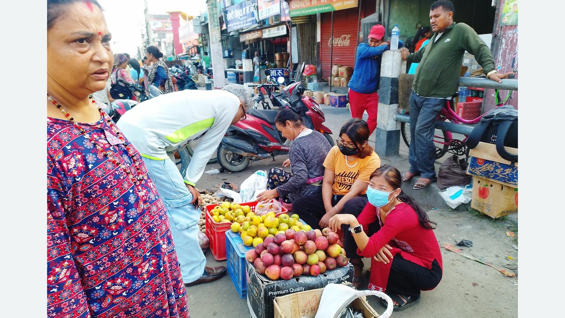 दसैँ–तिहारलाई कोसेली कर्णालीको स्याउ