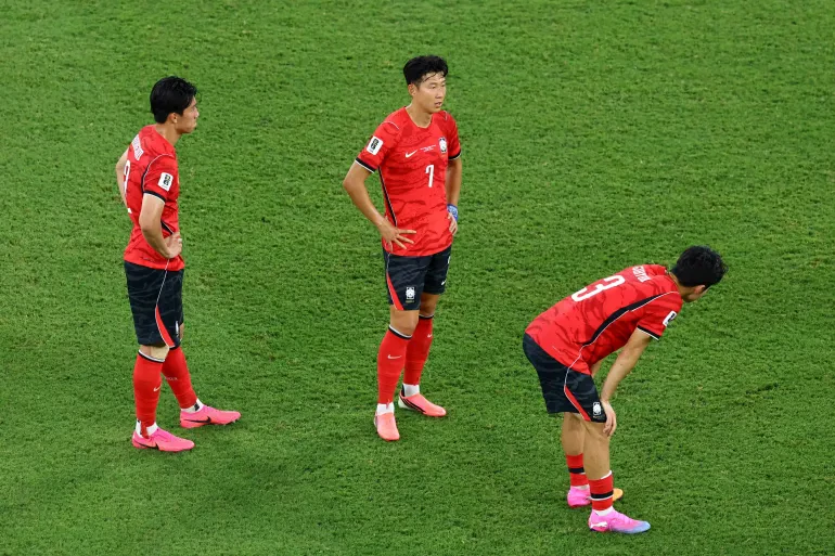 2026-06-25T031158Z_803414209_UP1EM6P08HZLB_RTRMADP_3_SOCCER-WORLDCUP-ZAF-KOR-1782714642