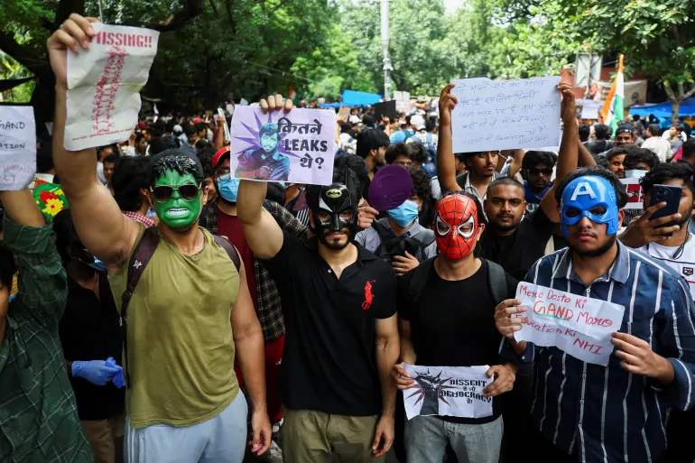 2026-07-22T142910Z_997975264_RC2WIMAG0V6M_RTRMADP_3_INDIA-POLITICS-PROTESTS-1784791091