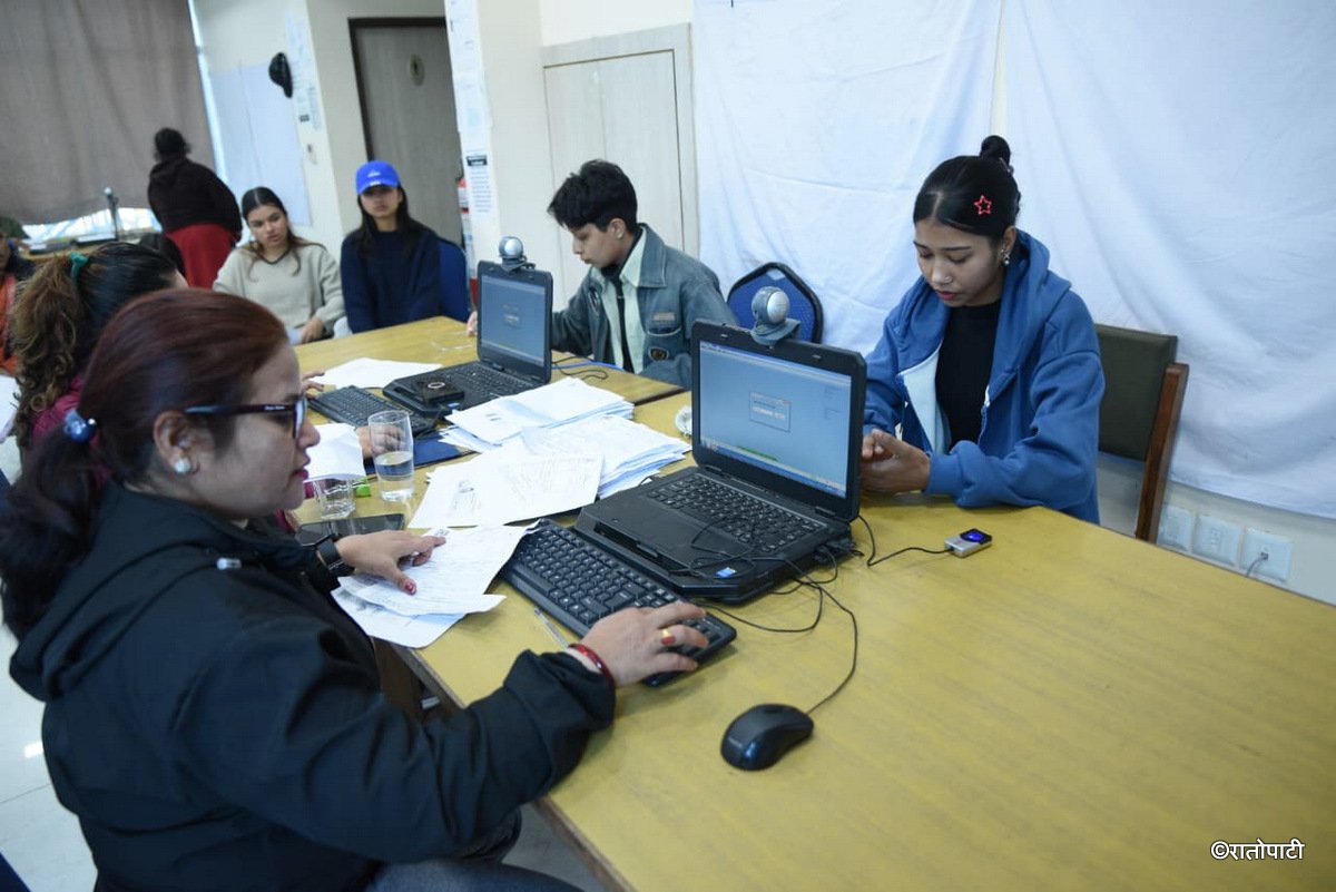 22-Last day of Voting list_Nepal Photo Library (22)