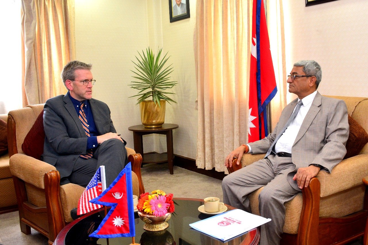 US Ambassador calls on Home Minister Lekhak