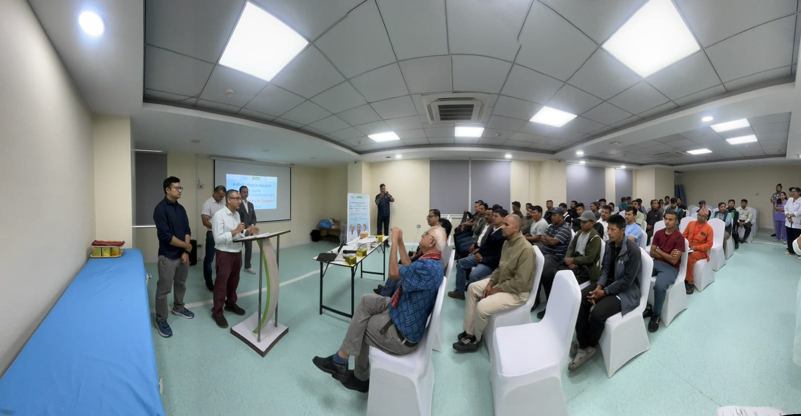   साझा यातायातका ६० भन्दा बढी कर्मचारीलाई ‘ट्रमा लाइफ सपोर्ट’ तालिम