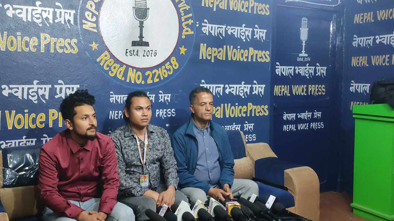   नाबालिग समलिङ्गी जोडीमाथि कुटपिट, प्रहरी र मानव अधिकार आयोगमा उजुरी