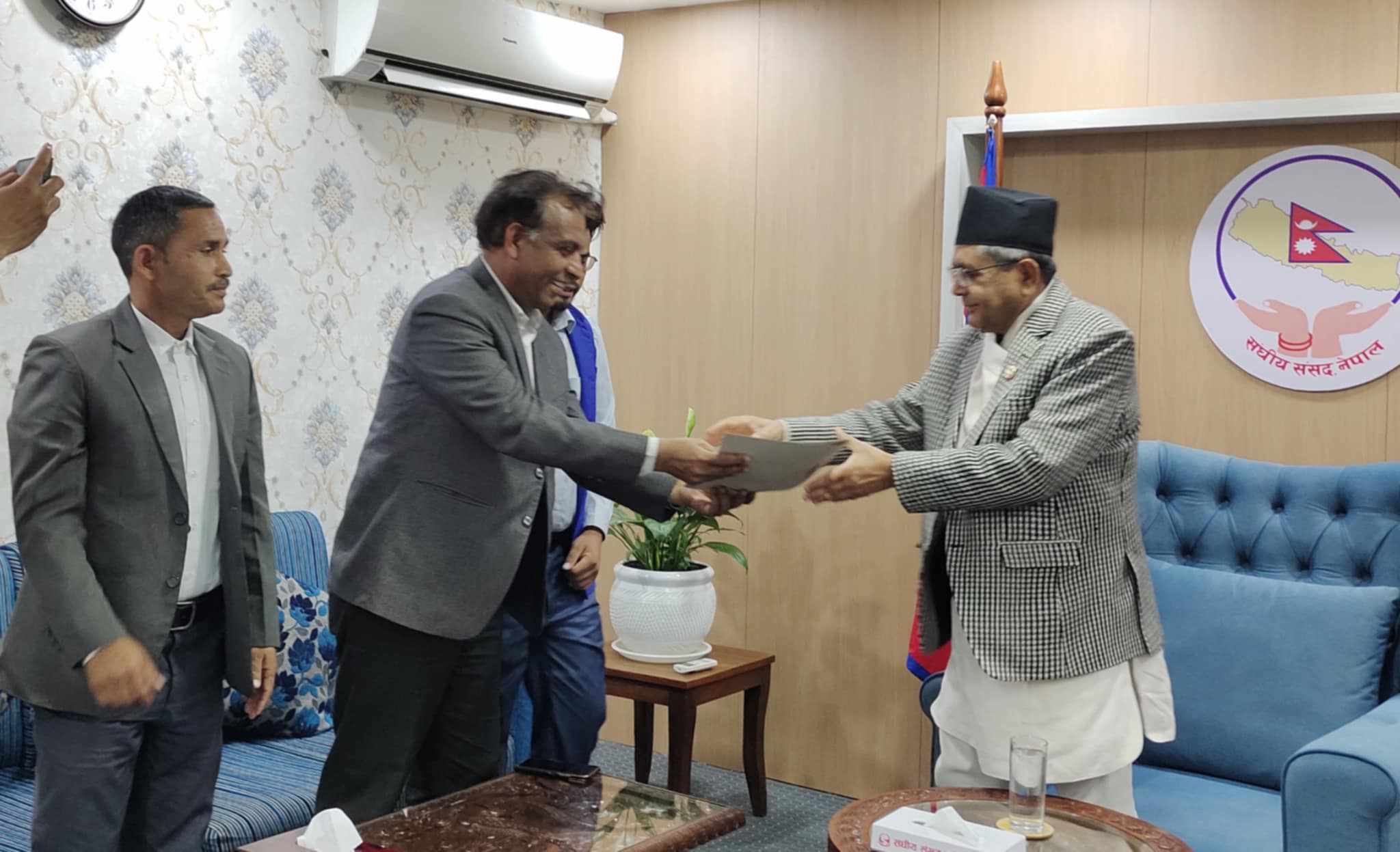 विशिष्ट व्यक्तिहरूको सम्पत्ति छानबिन पहलका लागि सभामुखलाई ध्यानाकर्षण