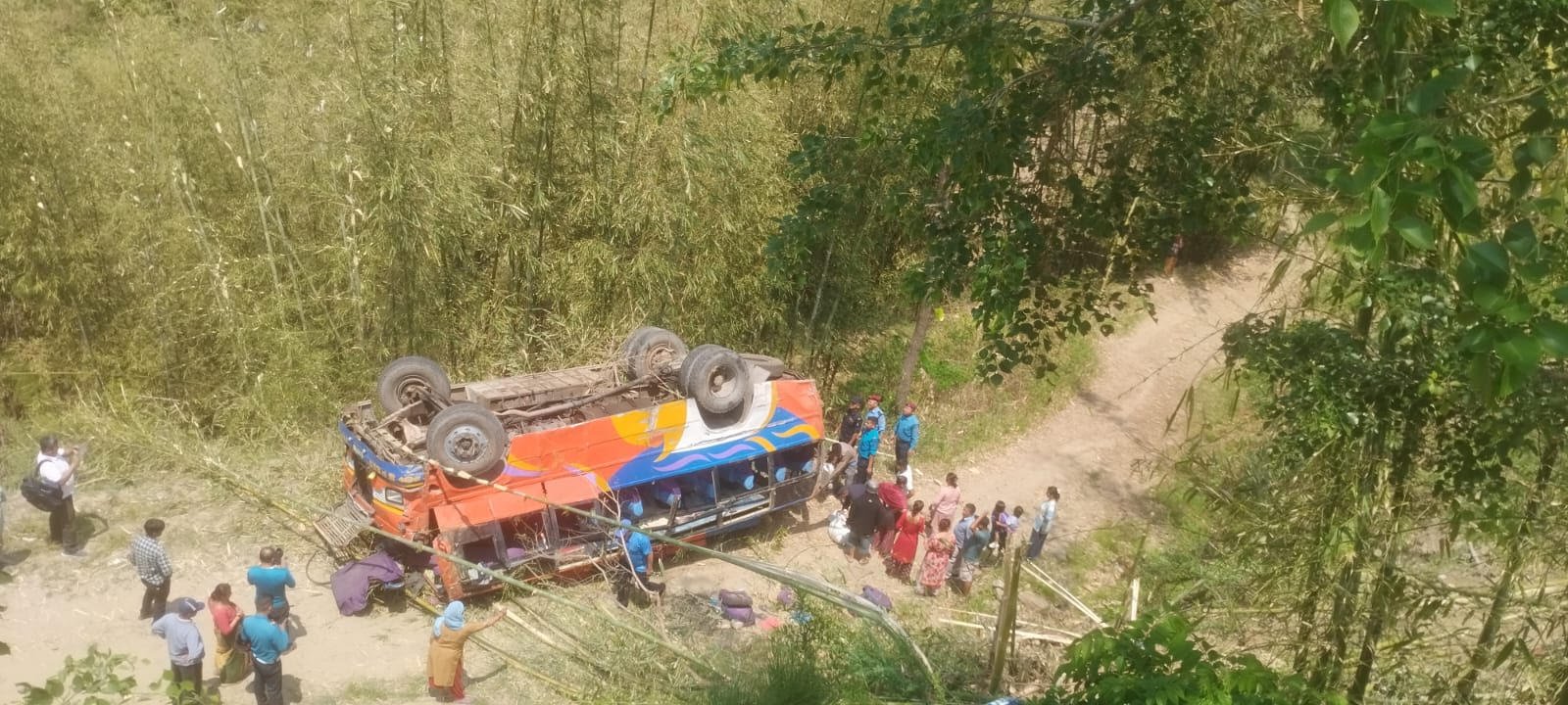 धनकुटा बस दुर्घटनामा मृत्यु हुनेको संख्या ३ पुग्यो