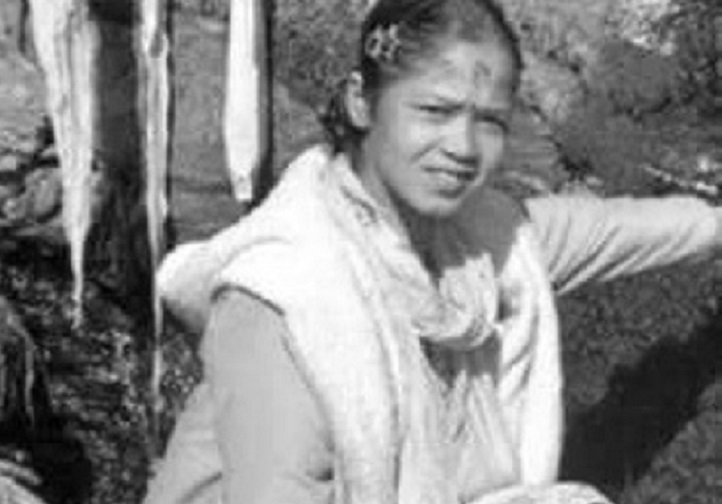 केदारनाथको भीरमा घाँस काट्दै गर्दा १४ वर्षीया करिनाको मृत्यु