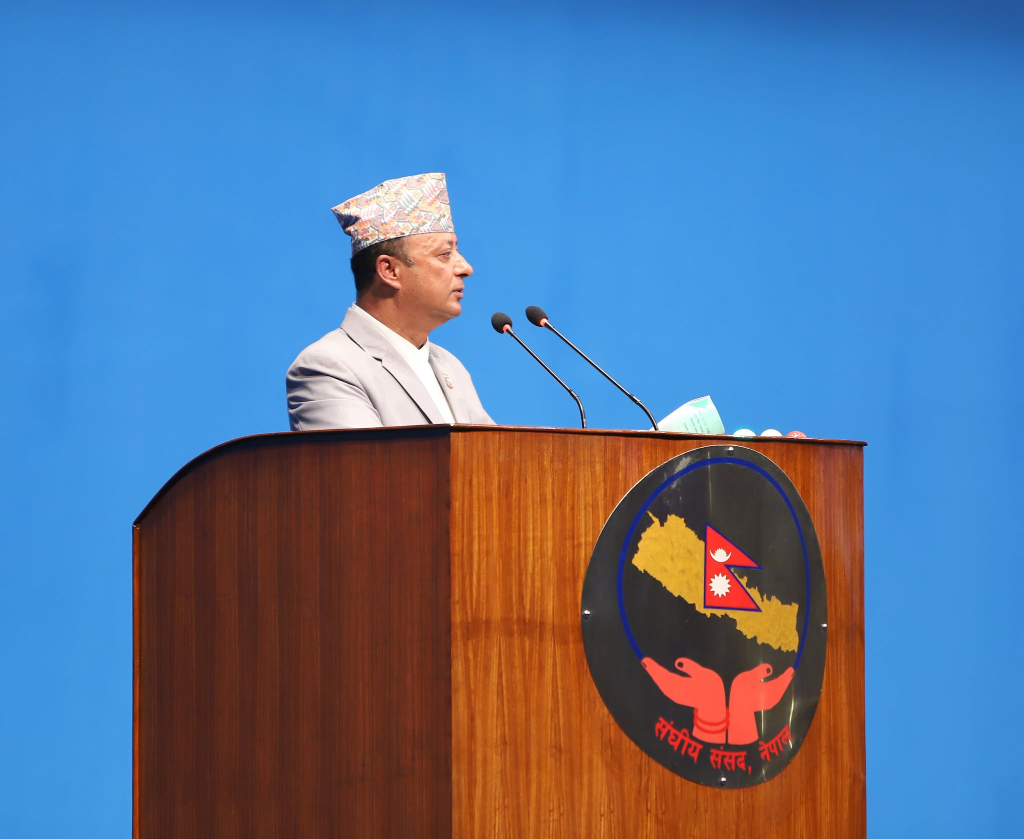 उर्जामन्त्रीको जवाफ :  ‘टेक एन्ड पे’ को व्यवस्था संशोधन हुन्छ, अर्थ मन्त्रालयसँग पर्याप्त छलफल भएको छ