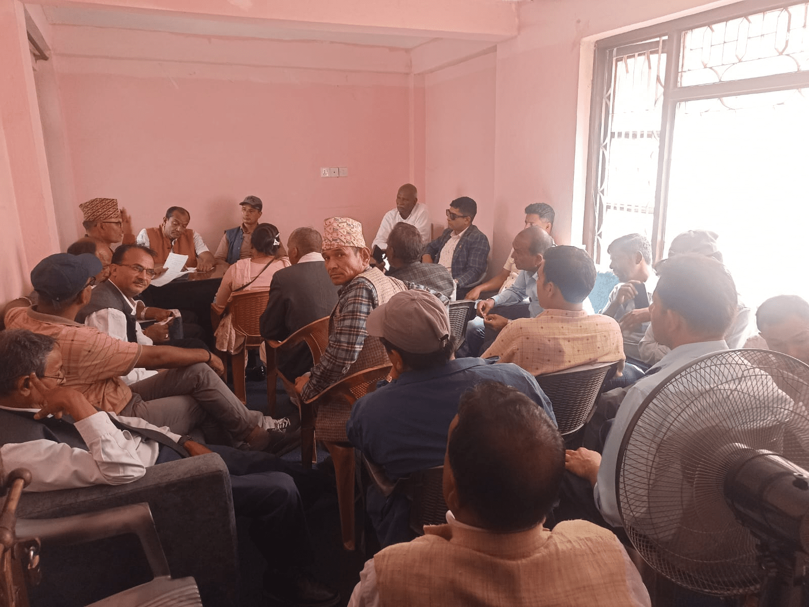   माओवादीसँग सम्मानजनक एकताका लागि पहल गर्ने नेसपाको निर्णय