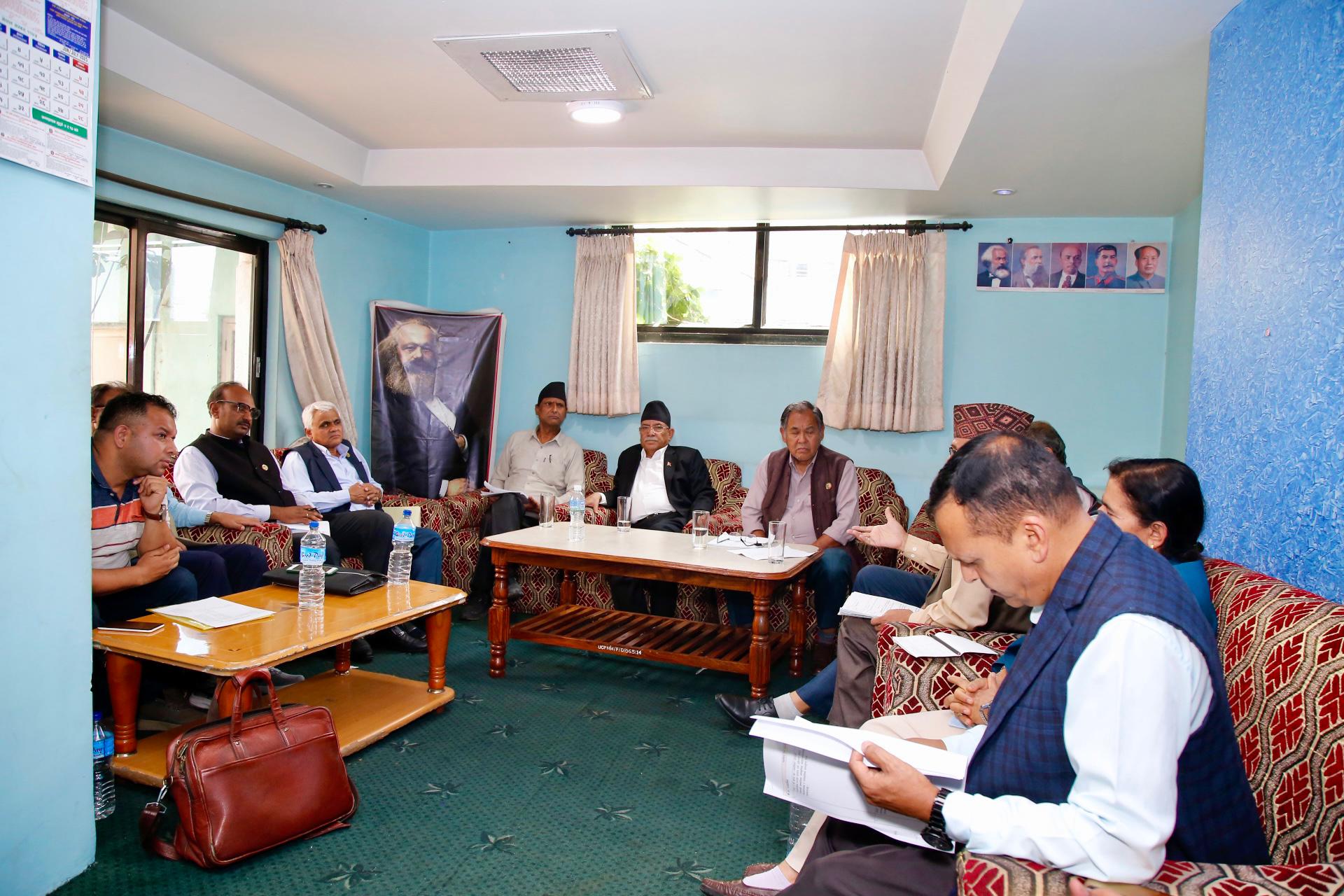   खेल र चलचित्र क्षेत्रको विकासलाई महत्त्व दिएको छु : प्रचण्ड