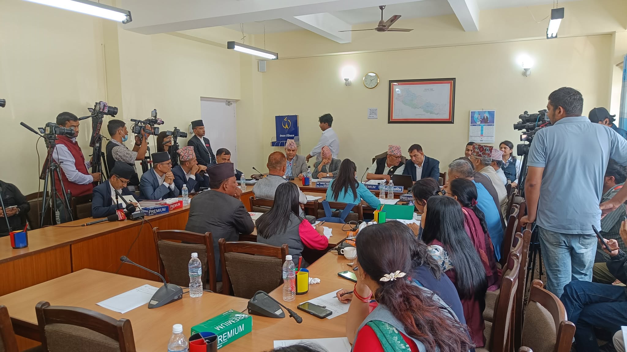   शिक्षा समिति बैठक सुरु, विद्यालय शिक्षा विधेयक पारित गर्ने कार्यसूची
