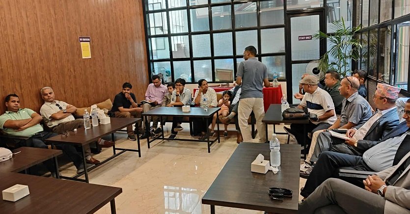 यातायात व्यवसायीको गुनासो : भारतीयलाई संरक्षण, नेपालीलाई उपेक्षा