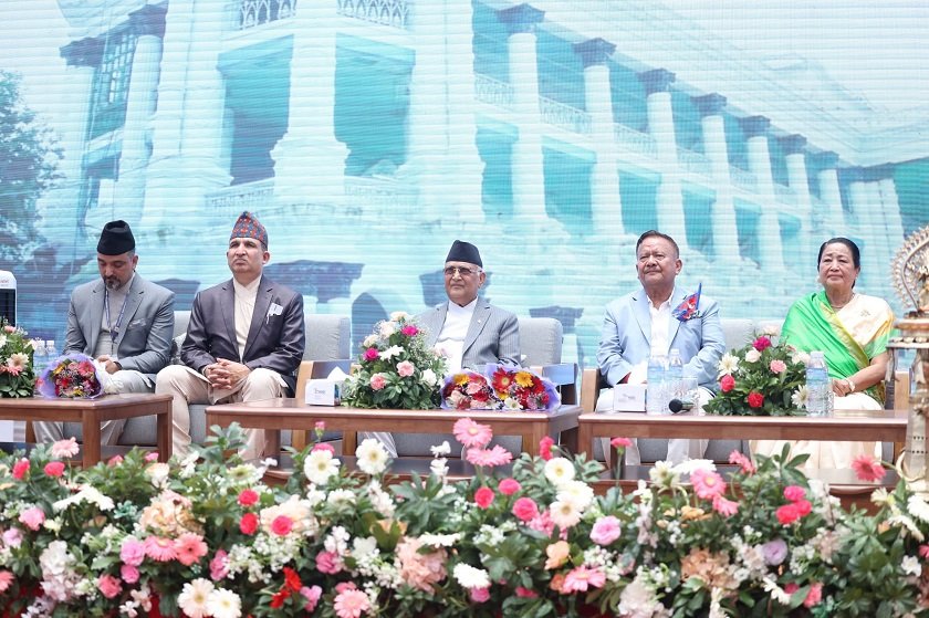   प्रधानमन्त्रीबाट शिक्षण अस्पतालको विस्तारित सेवा भवनको उद्घाटन, तस्बिरहरु