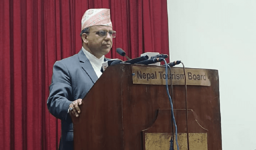   पर्यटन पूर्वाधारमा लगानी गर्न निजी क्षेत्रलाई रातो कार्पेट राखेर स्वागत गर्नुपर्छ :  मन्त्री पाण्डे