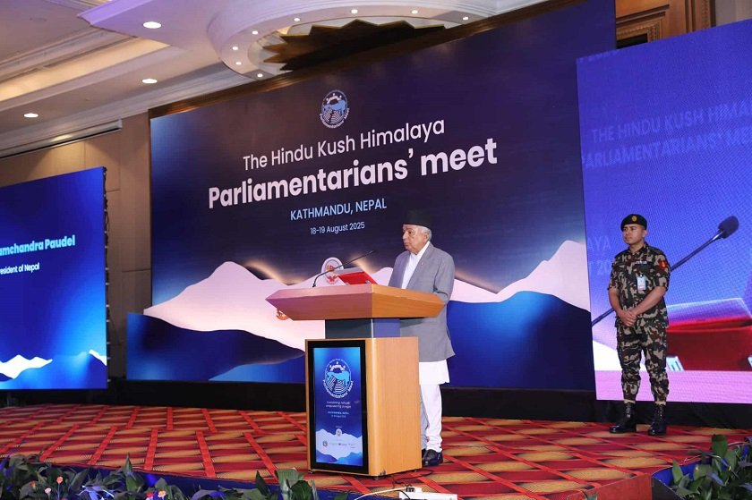   जलवायु परिवर्तनले ल्याएको सङ्कटापन्न अवस्थालाई मिलेर पार लगाऔँ :  राष्ट्रपति पाैडेल