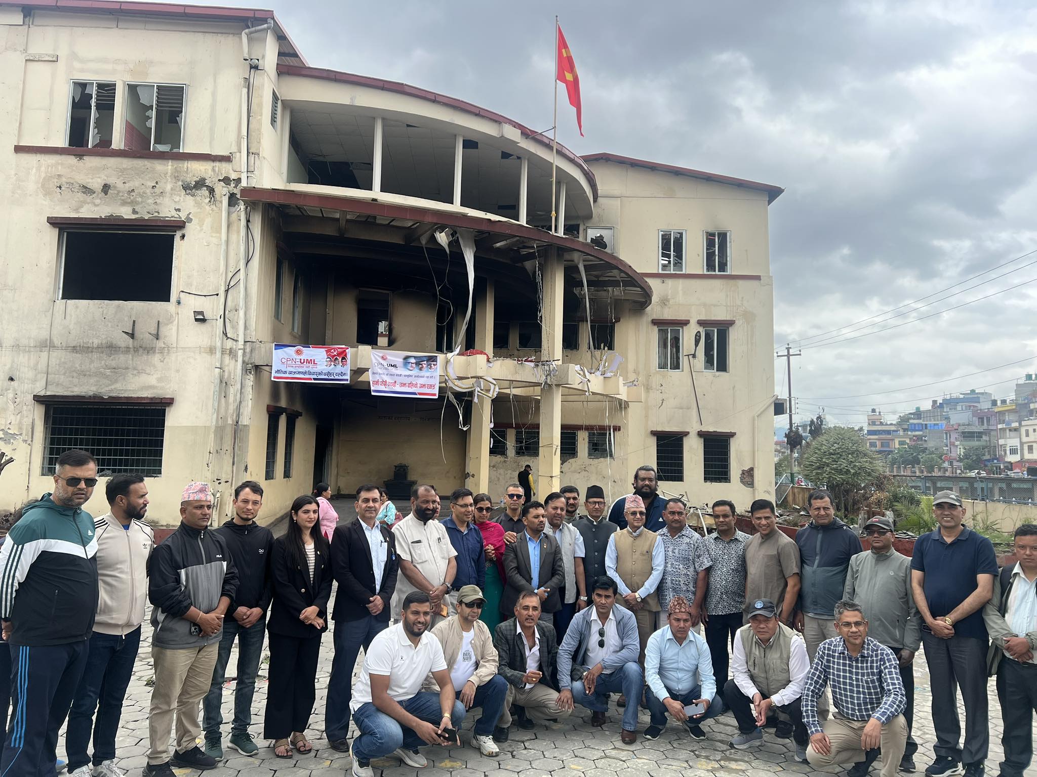   प्रधानमन्त्रीलाई दलाई लामाको बधाईमा एमालेको चासो