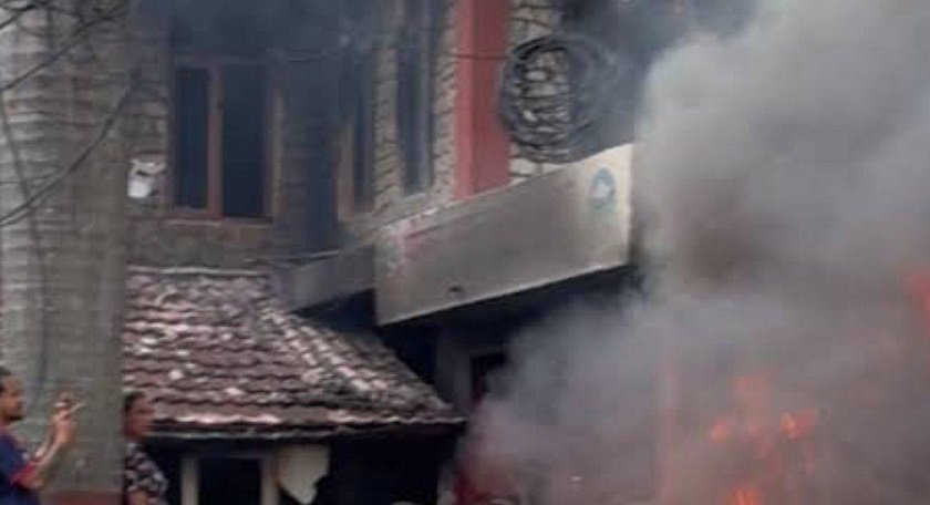   कार्यालय भवन जलेपछि पोखरा महानगरले अर्कै ठाउँबाट सेवा दिने
