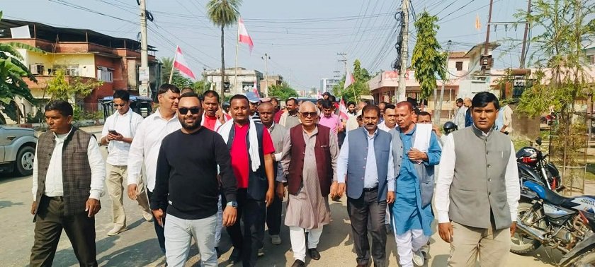 मधेस प्रदेश भवन अगाडि आज पनि ७ दलको धर्ना