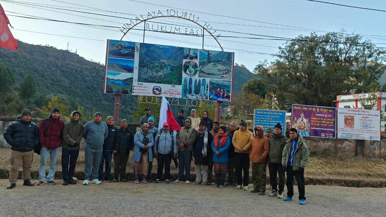 रुकुमको सन्देश बोकेर काठमाडौँसम्मको पैदल यात्रामा रावल