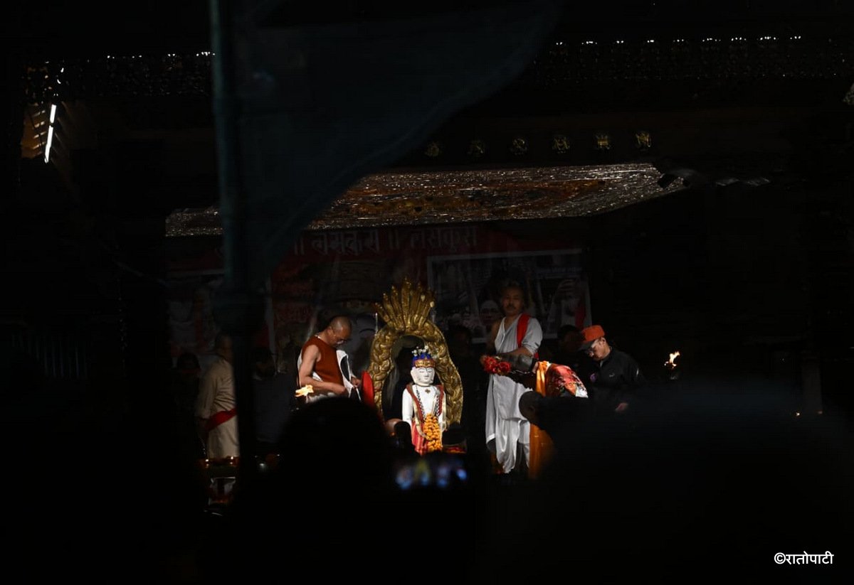 6-Seto Machhindra Snan_Nepal Photo Library (6)