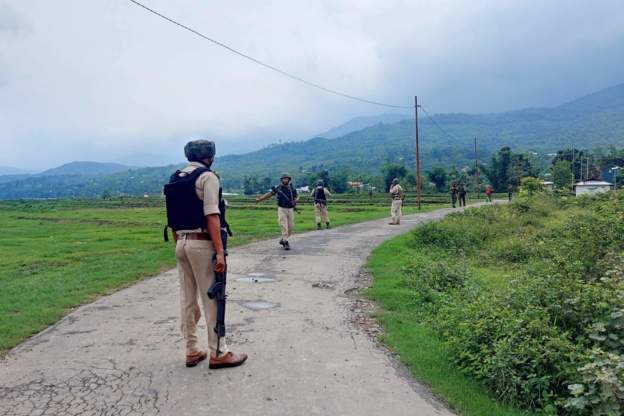 मणिपुरमा फेरि हिंसा सुरु, पाँच सर्वसाधारण र तीन सुरक्षाकर्मीको मृत्यु