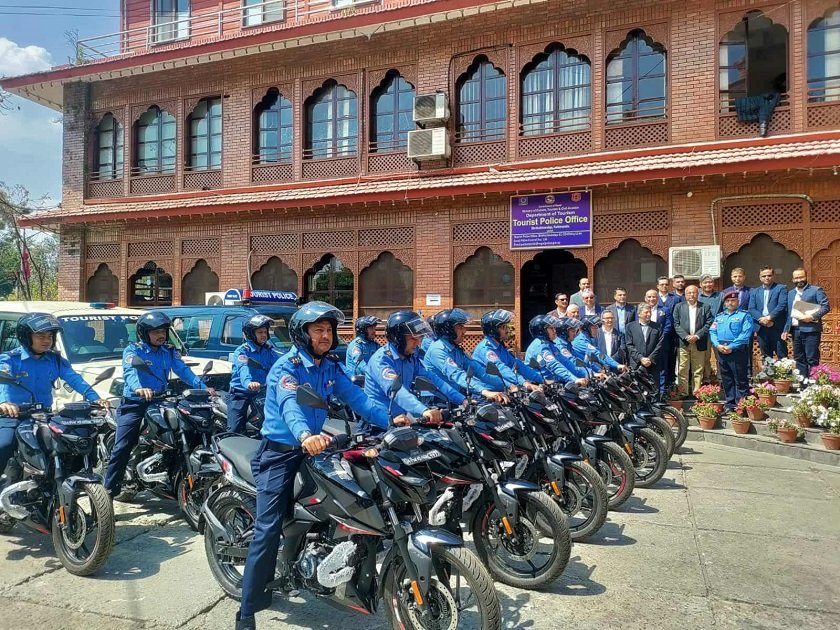   पर्यटक प्रहरीलाई १४ वटा मोटरसाइकल हस्तान्तरण