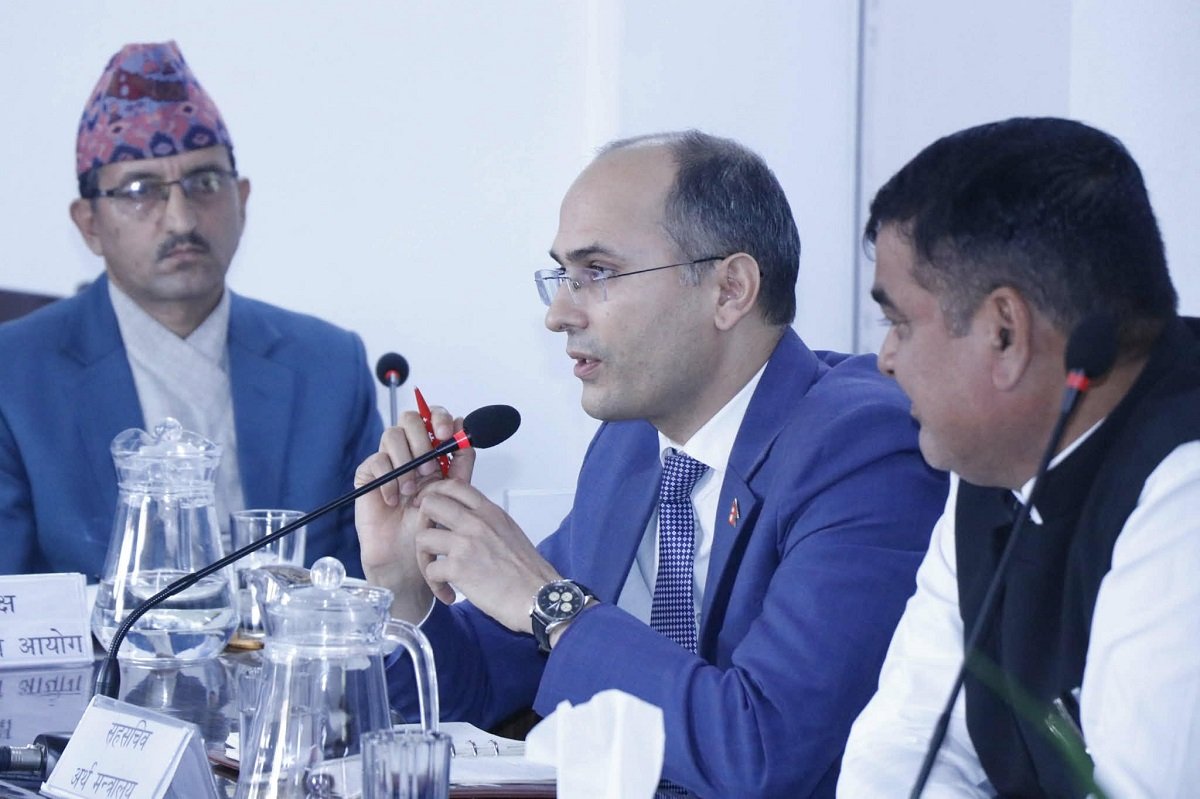 Government to Reform National Pride Projects, Mobilize Idle Funds