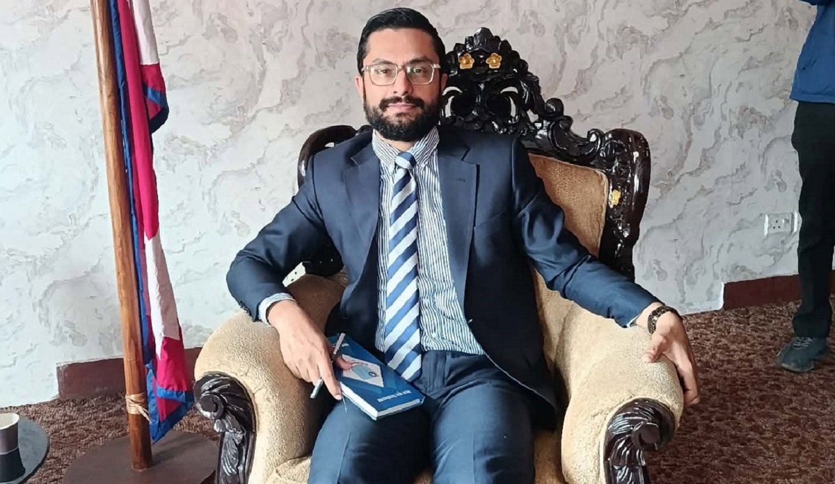 Government Spokesperson Sasmit Pokharel States Sunday Holiday to Continue