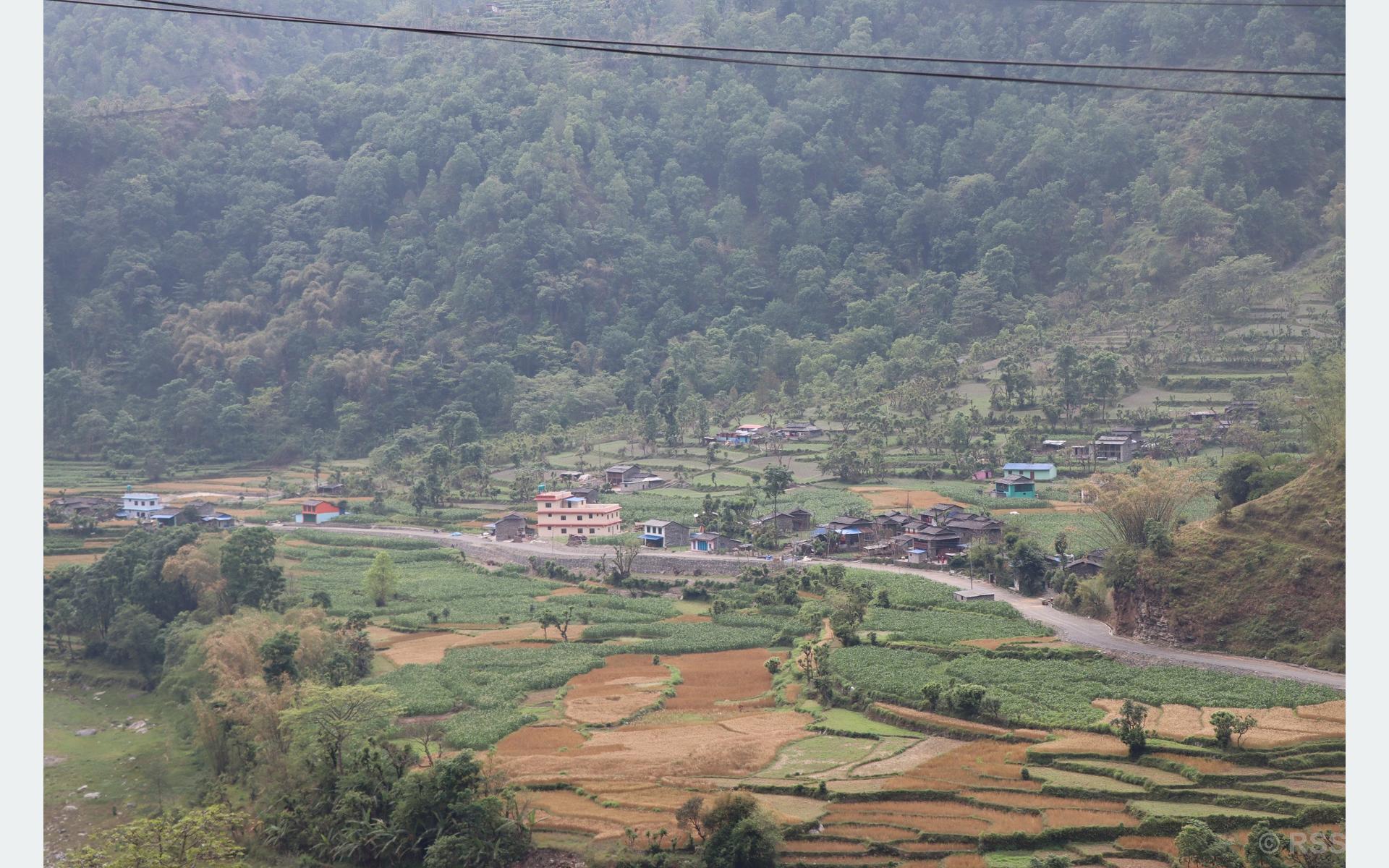 मार्ग खुलेको १५ वर्षपछि छिसवाङमा सडक स्तरोन्नति