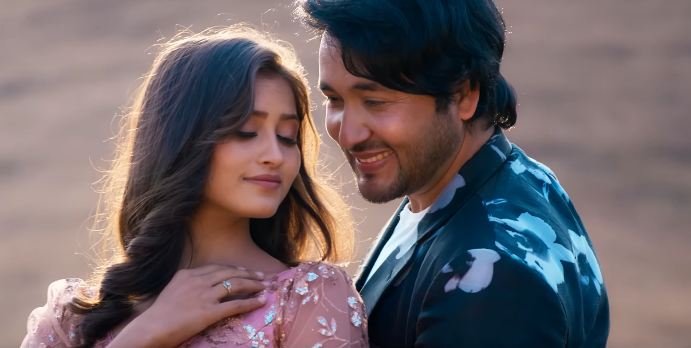‘यो माया’ भन्दै गीता फकाउँदै श्रीदेव