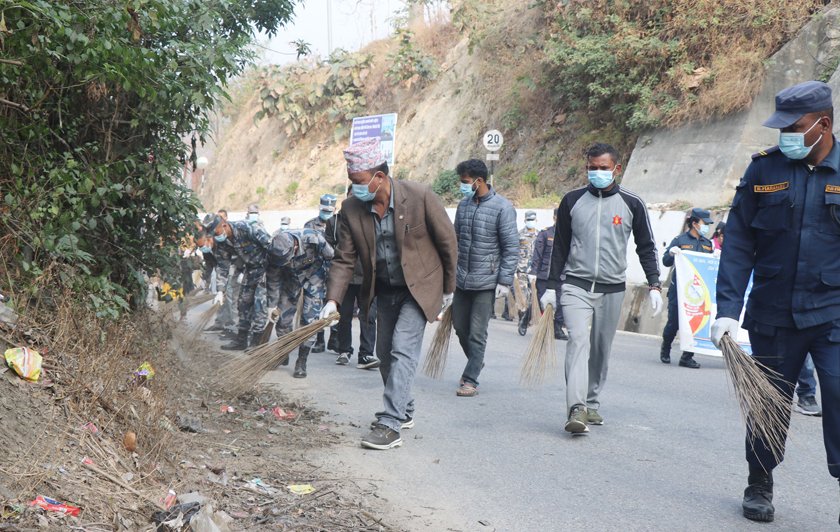 धनकुटामा सुरु भयो सरसफाइ अभियान
