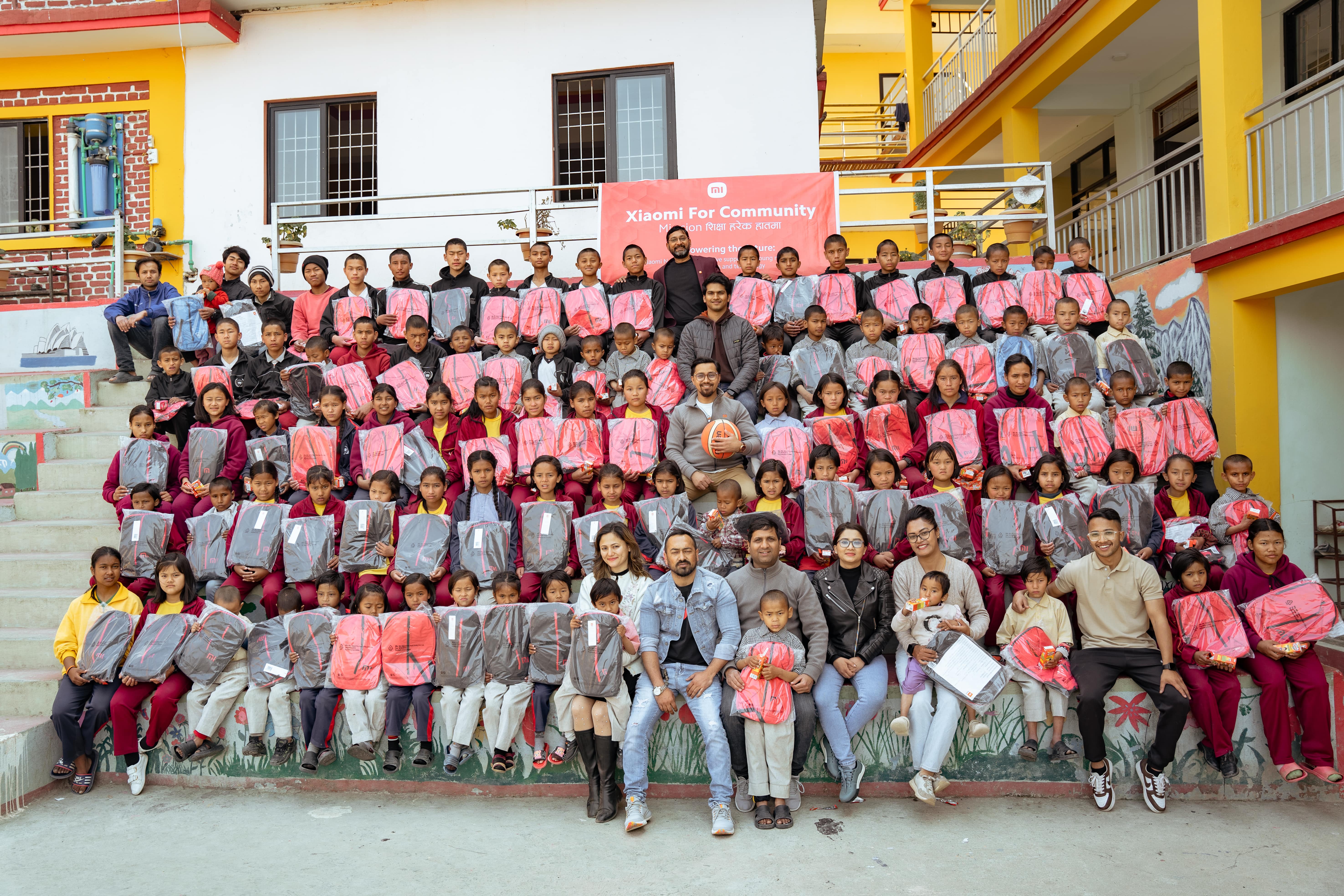 शाओमी नेपालद्वारा शैक्षिक र स्वास्थ्य सामग्री सहयोग