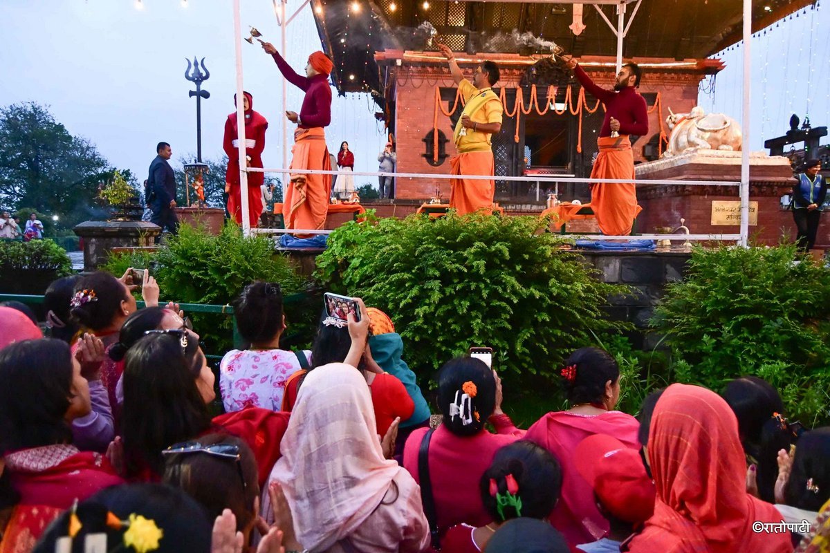 Aarati at Bhaleshwor_NPL  (5)