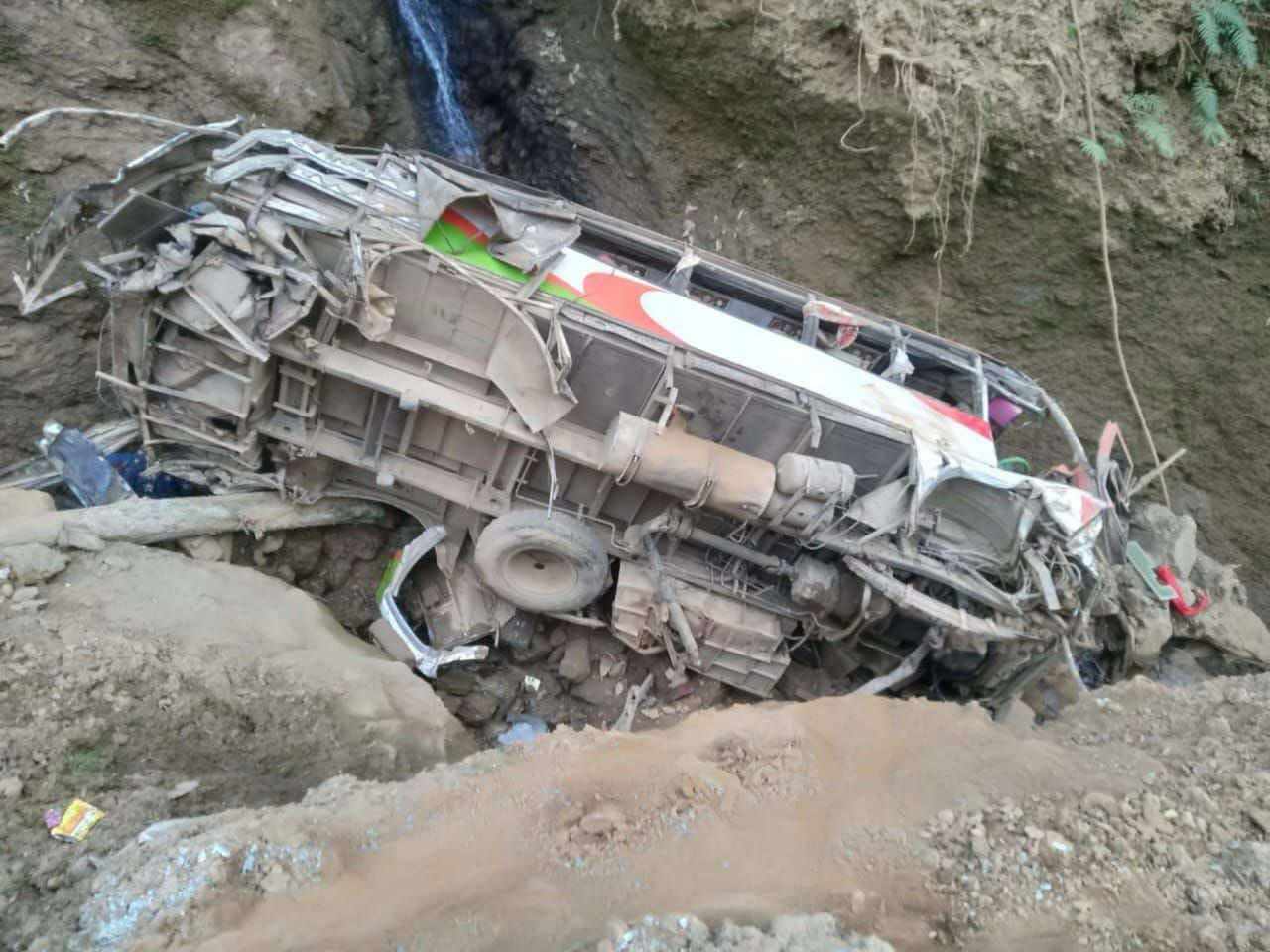 तेमालमा बस दुर्घटना, एक जनाको घटनास्थलमै मृत्यु