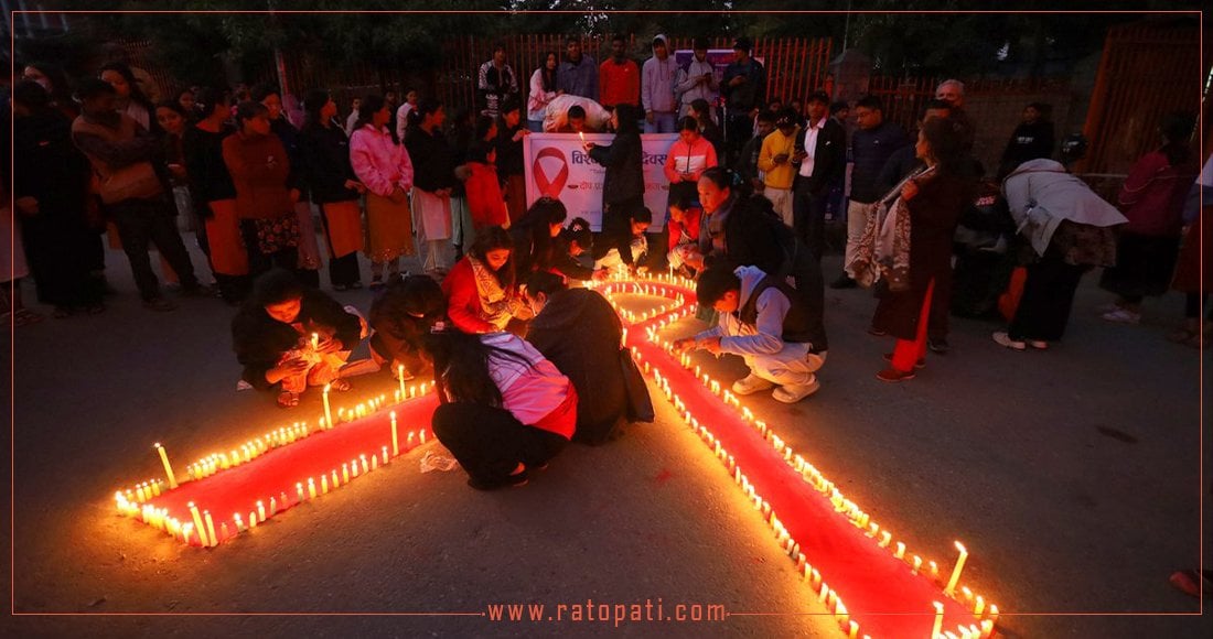 एड्सविरुद्धको दिवसको पूर्वसन्ध्यामा दीप प्रज्वलन, तस्बिरहरू