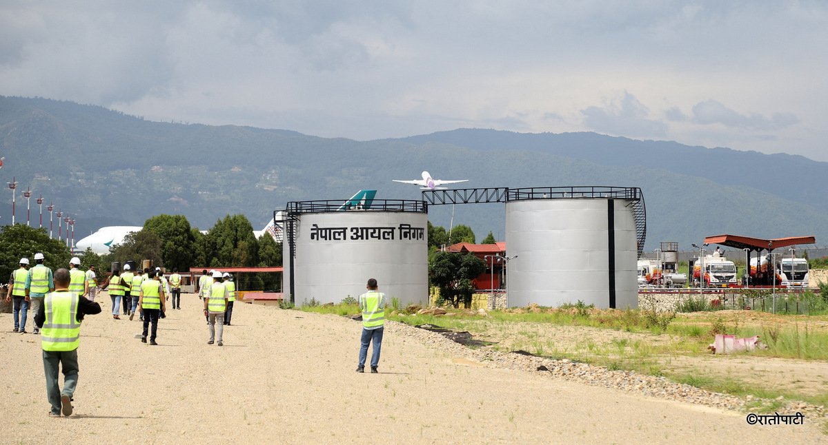 airport maintain  (10)