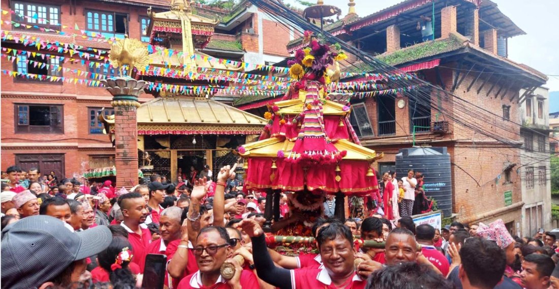   बाह्र वर्षे चण्डेश्वरी अजिमा जात्रा घुमाएर मनाइयो