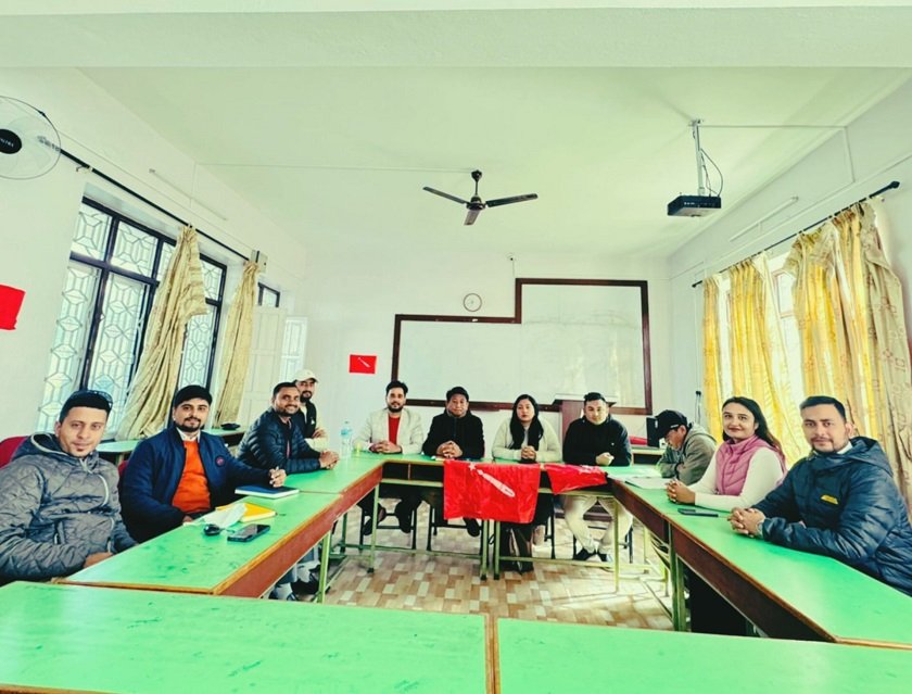   अनेरास्ववियुमा कडरियाको राजीनामा स्वीकृत, अध्यक्षमा धामी