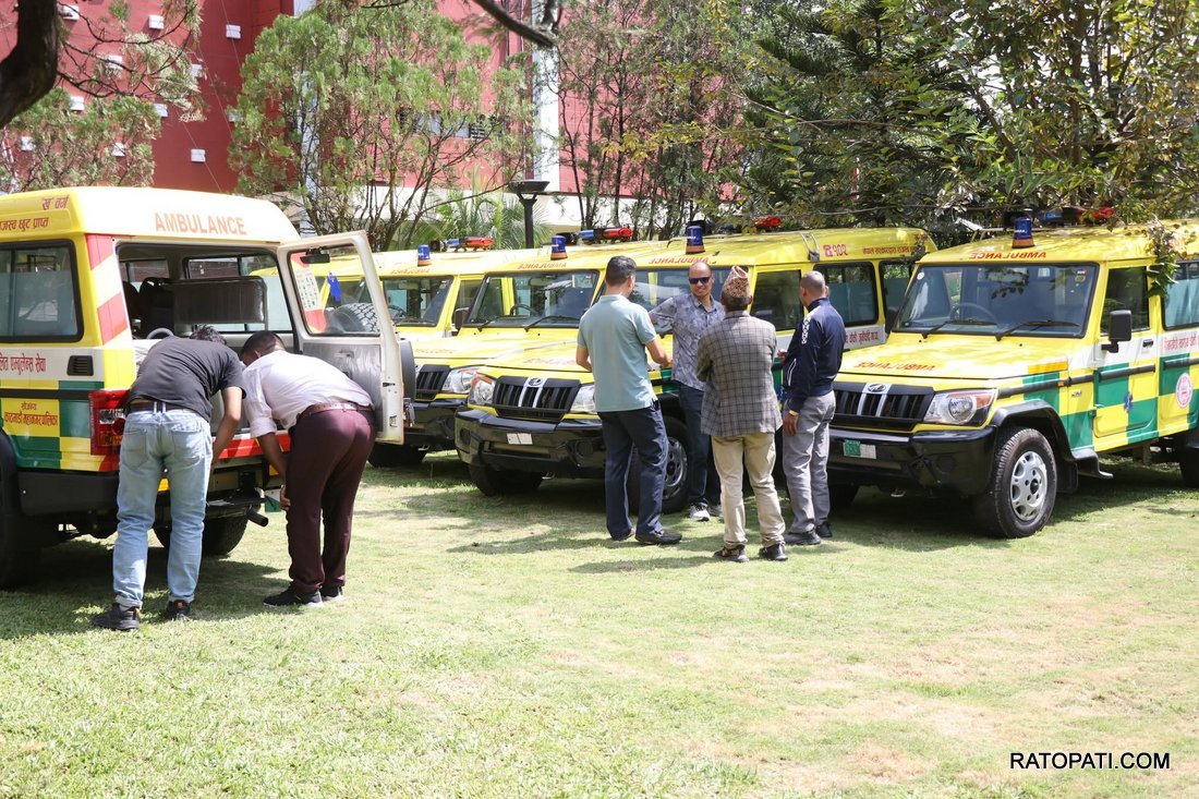 ambulance (1)