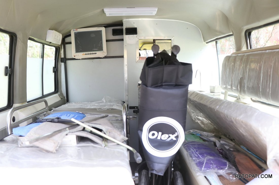 ambulance (3)