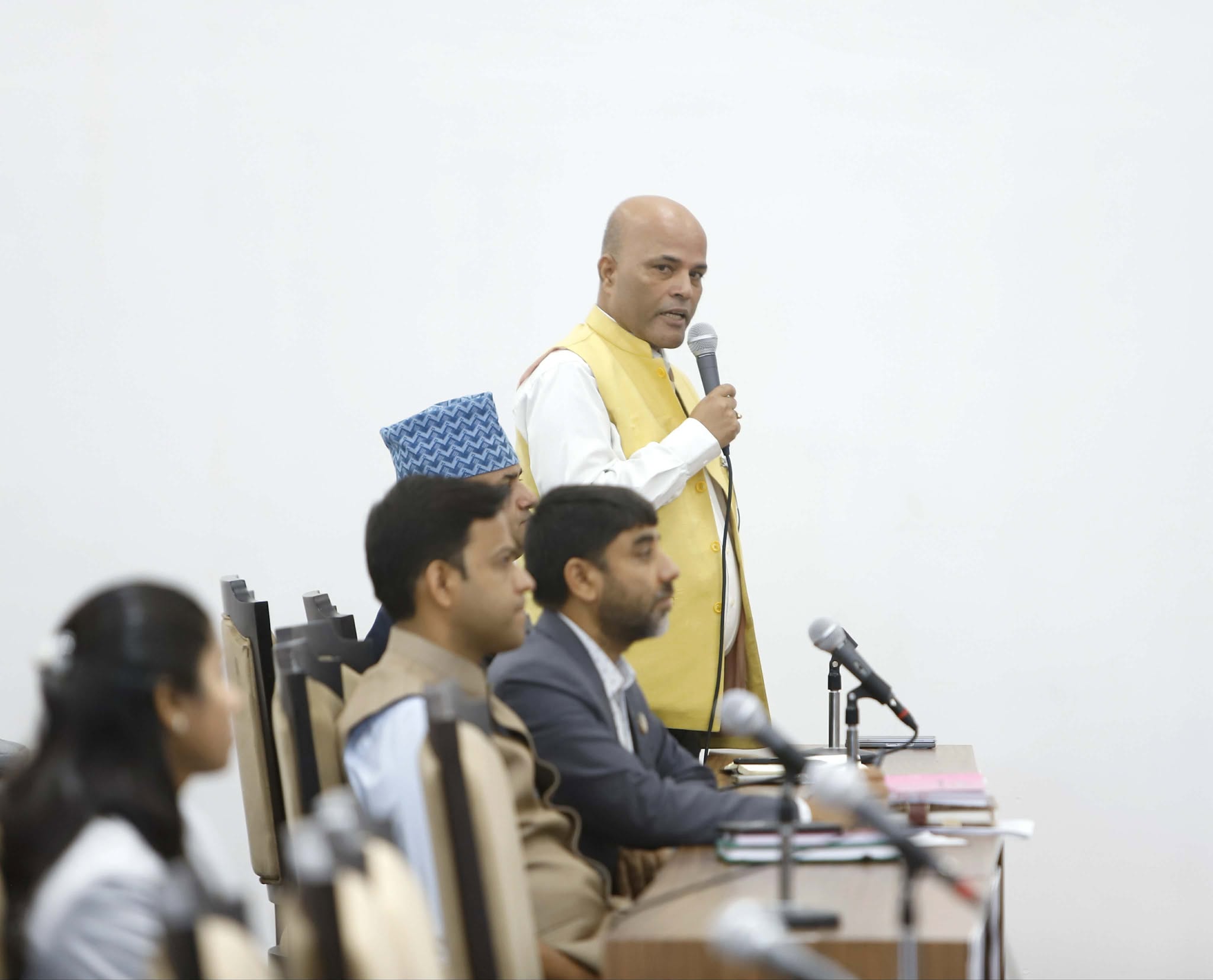Raswapā MP Singh States Country in Crisis Amidst Public Despair