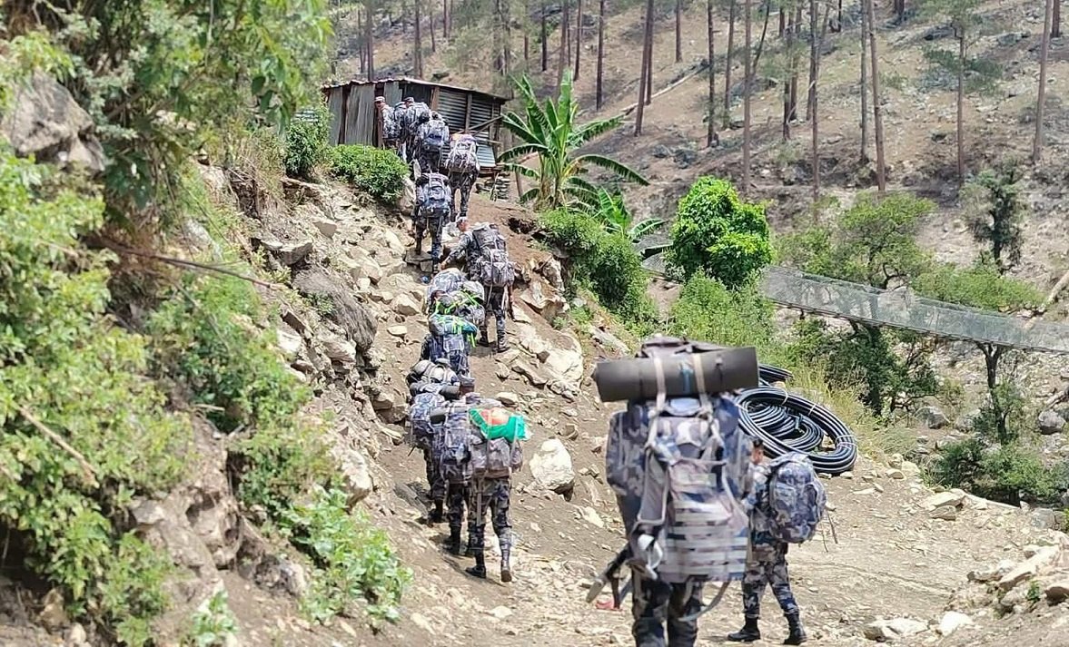 बाजुरा र हुम्लाको सीमा विवाद : सशस्त्र प्रहरी बलको टोली लाम्पाटा पुग्यो