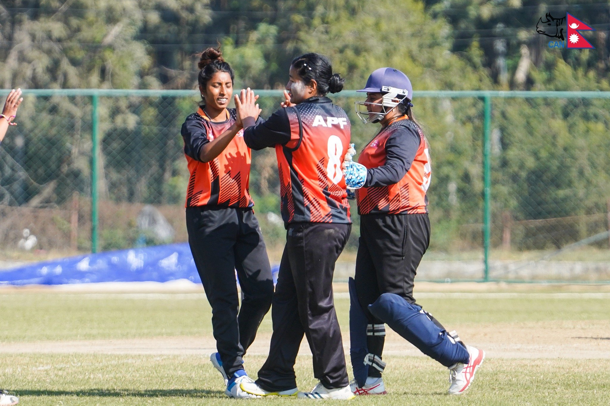 प्रधानमन्त्री कप महिला राष्ट्रिय क्रिकेट : कोशी प्रदेशलाई हराउँदै एपीएफ फाइनलमा