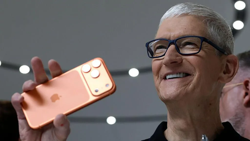 Apple Plans Price Hikes Due to Rising Memory Chip Costs