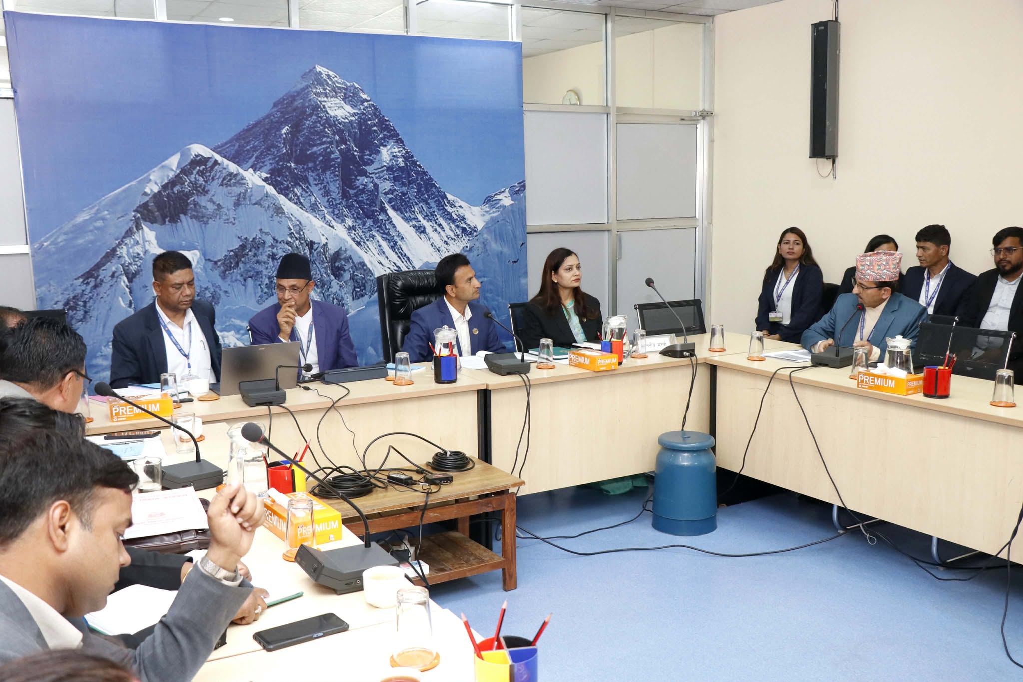   मन्त्री मेहताकाे उपस्थितिपछि पूर्वाधार समितिकाे छलफल चल्याे