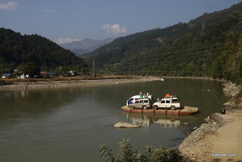 arun-river-satighat (1)