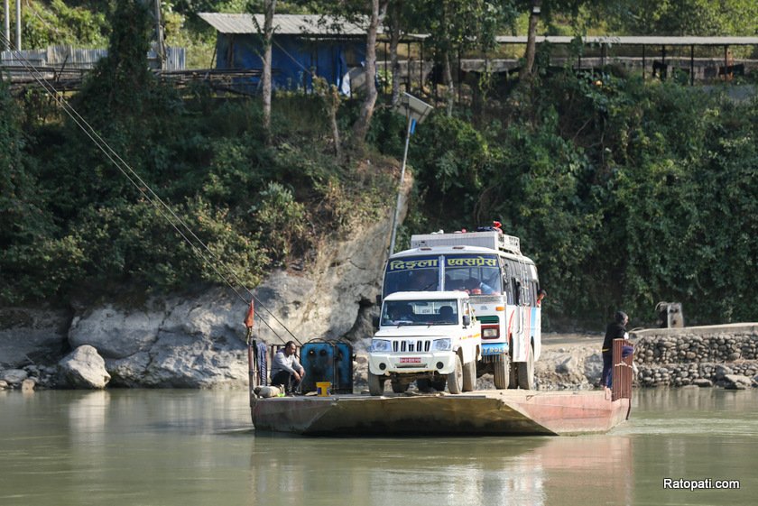 arun-river-satighat (3)